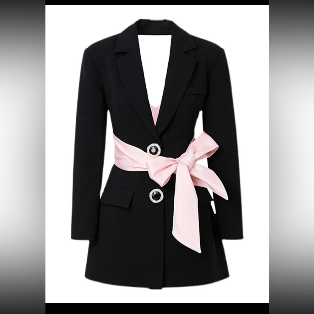 Dress with pink bow